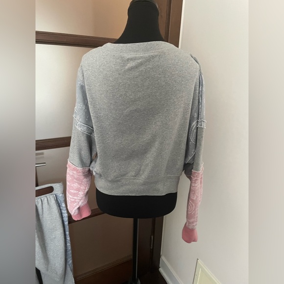 Vintage Havana Gray Boho Sweat Suit with batwing sleeves. Size medium. - Picture 10 of 11